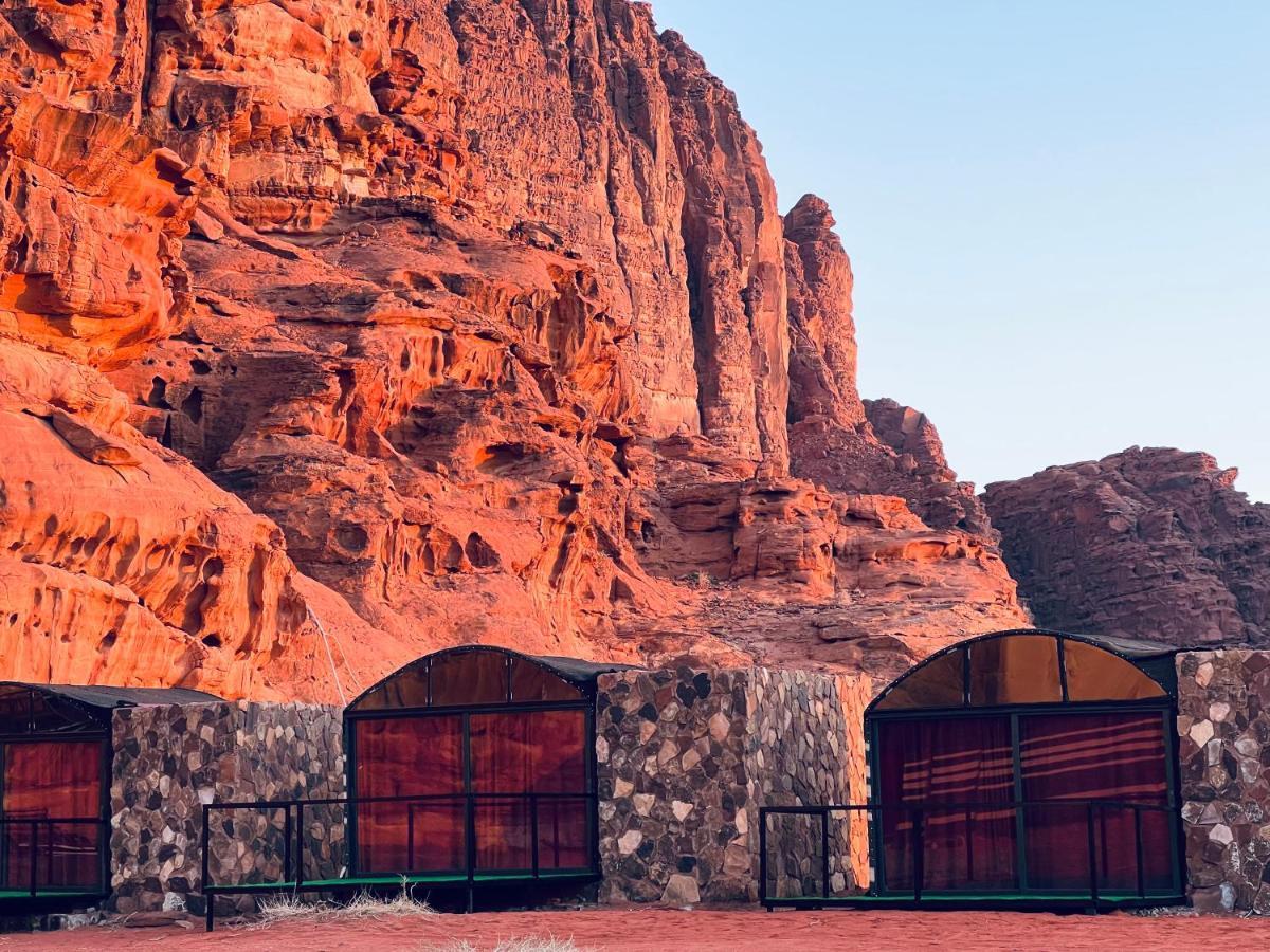 Wadi Rum Shooting Stars Camp Exterior photo